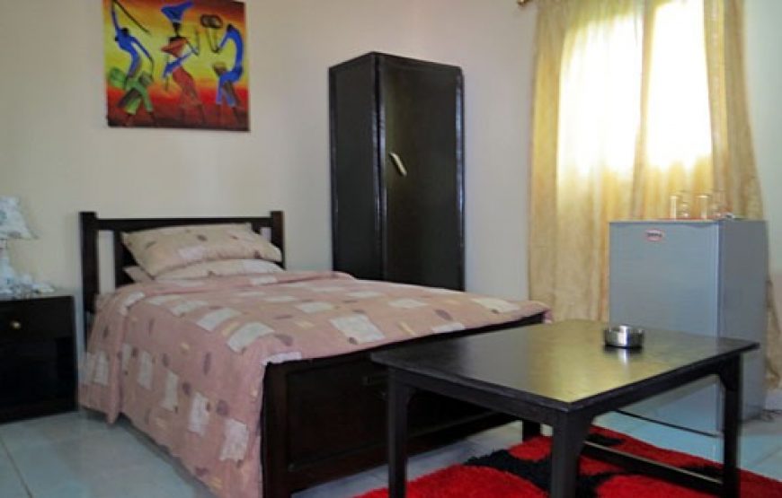 Roy Hotel